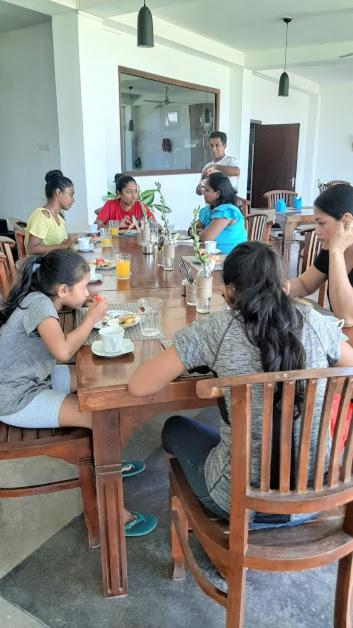 Akurala Beach Boutique Resort Экстерьер фото